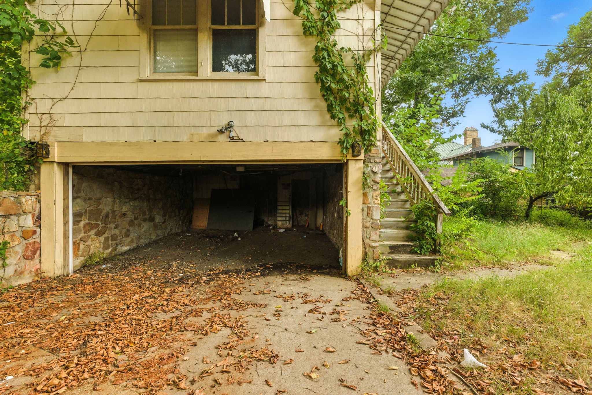 The Difference Between a Foreclosure and a Short Sale — Hot Springs AR
